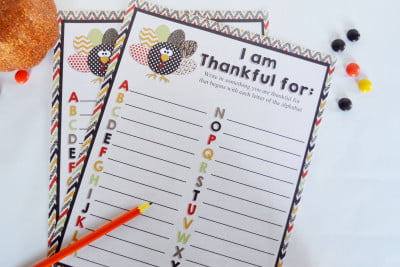 Printable Thanksgiving Day Games & Free Color a Turkey Game